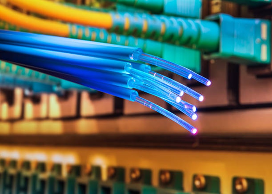 Boosting Dallas SMEs: Fiber & Data Cabling Solutions